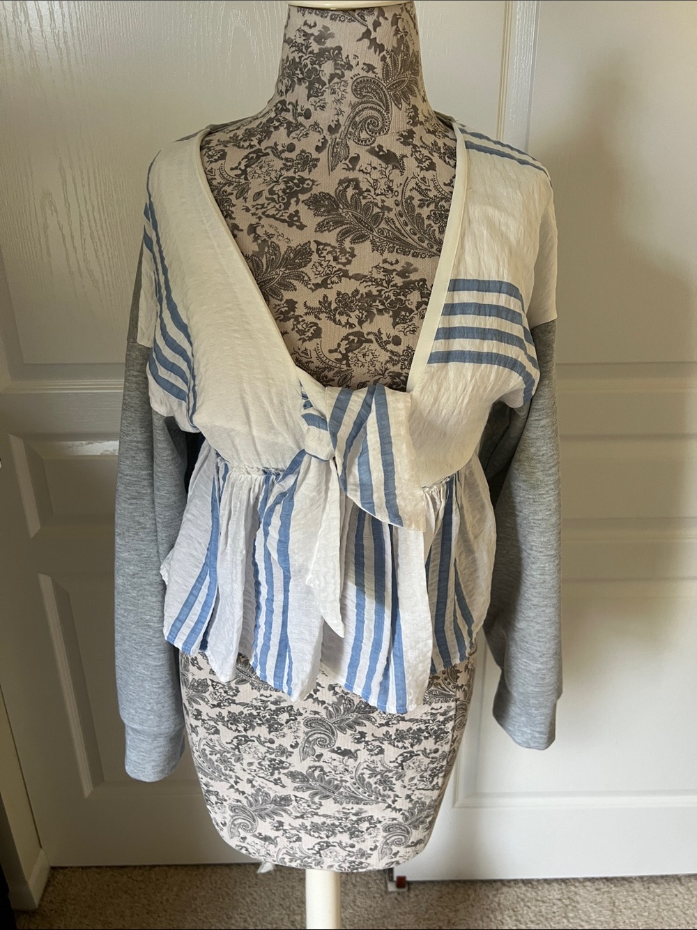 AKIRA White & Light Blue Striped Tie-Front Sweatshirt
